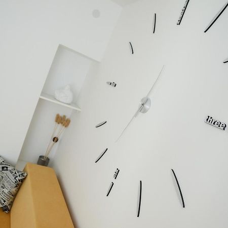 Crystal-Modern Apartment In The Center Of ノヴィ・サド エクステリア 写真