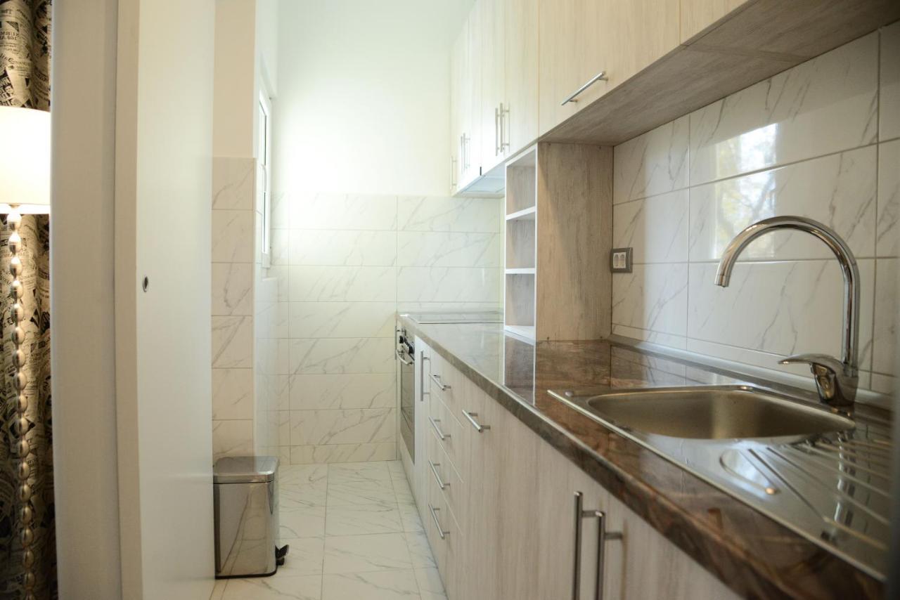 Crystal-Modern Apartment In The Center Of ノヴィ・サド エクステリア 写真
