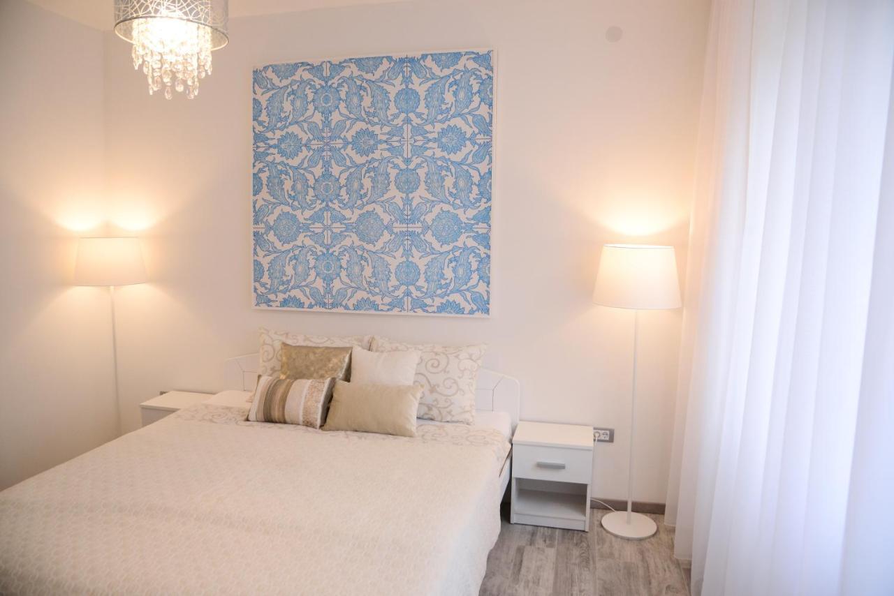 Crystal-Modern Apartment In The Center Of ノヴィ・サド エクステリア 写真