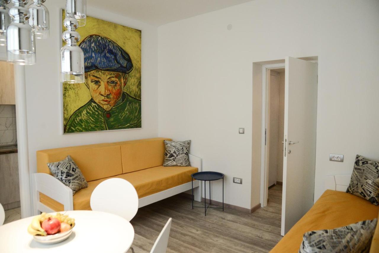 Crystal-Modern Apartment In The Center Of ノヴィ・サド エクステリア 写真